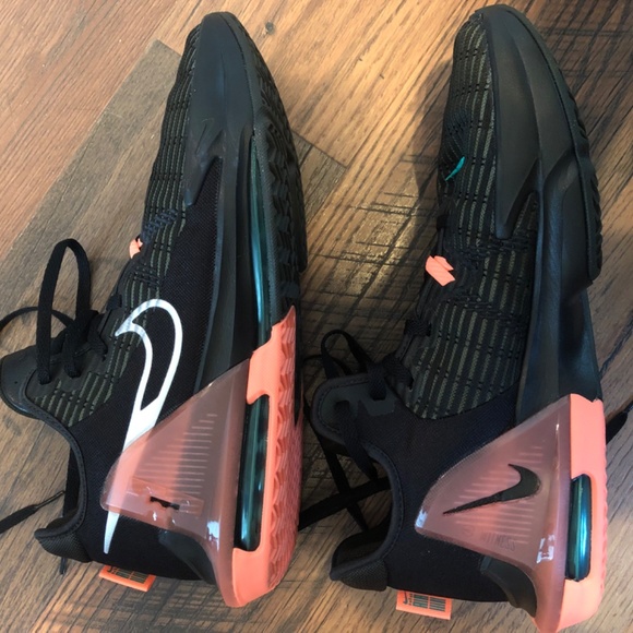 Nike LeBron Witness 6 Men’s size 14 main image 5